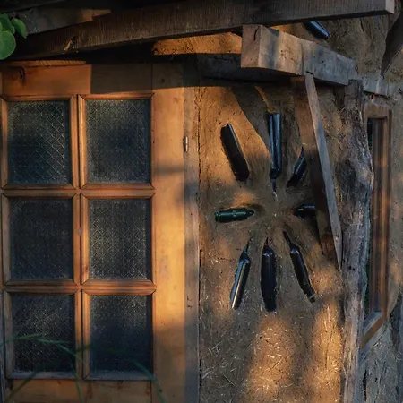 招待所 The House In The Village Pellumbas